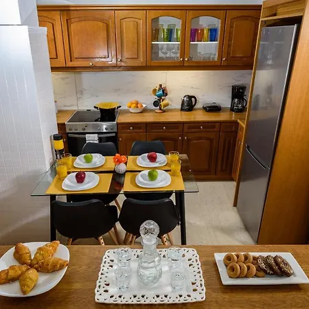 Apt. With Parking - 3 Min From Old Port Apartment *